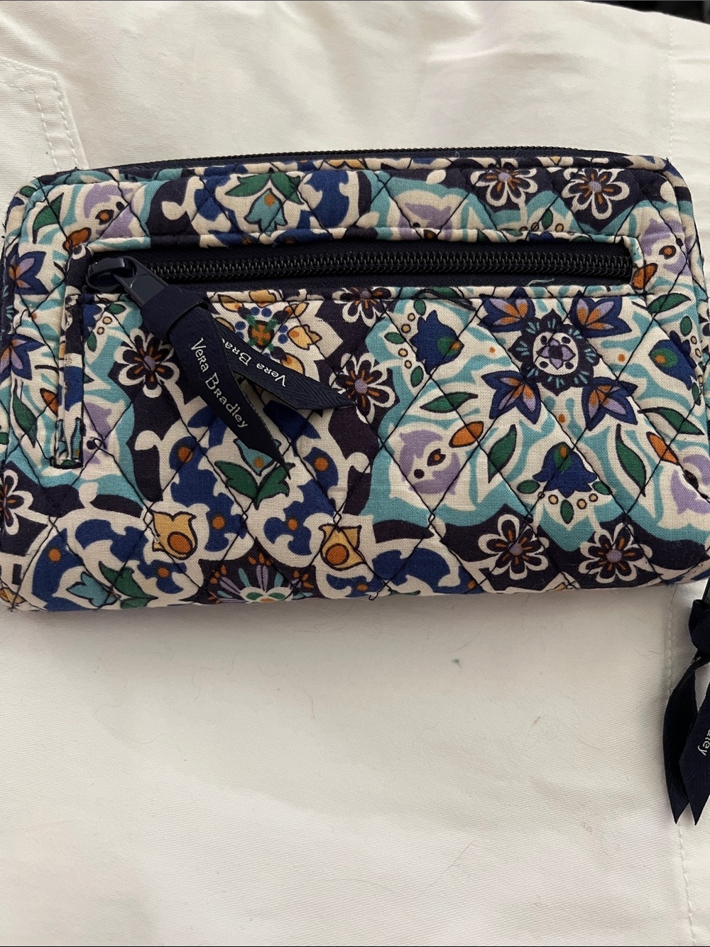 Vera Bradley Floral Quilted Zip-Around Phone Wallet in - Picture 9 of 9